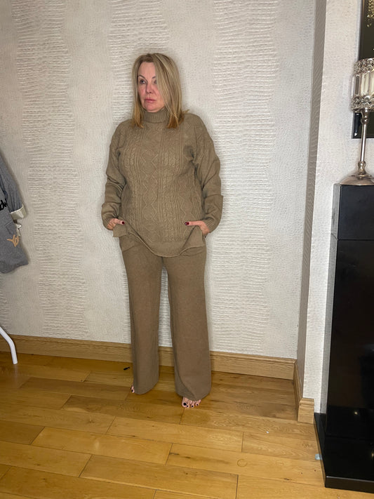 Luna High Neck Knit Tracksuit - Taupe